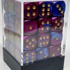 Accessories Chessex 26828 Gemini: Blue-Purple/Gold - 12mm D6 (36 Dice)